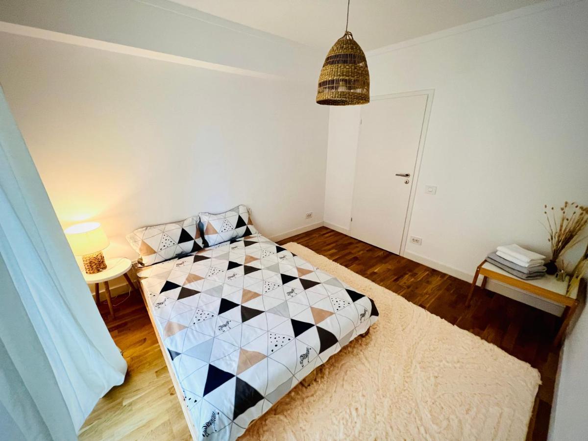 Exquisite - Two Bedroom Apartment Bucareste Exterior foto